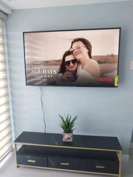 1Bedroom Unit At Azure North With Netflix Up To 6Pax Сан Фернандо Екстериор снимка