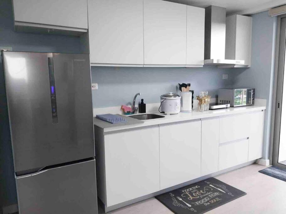 1Bedroom Unit At Azure North With Netflix Up To 6Pax Сан Фернандо Екстериор снимка
